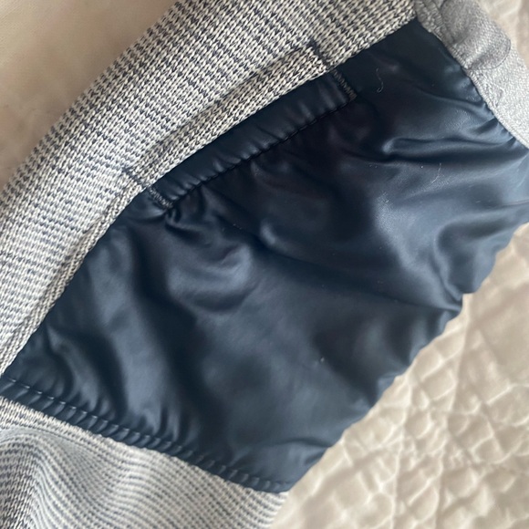 under armour coldgear jacket - Picture 3 of 6